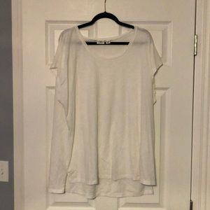 Cato size 26/28W white sleeveless top